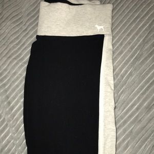 PINK Capri leggings, worn very few times.